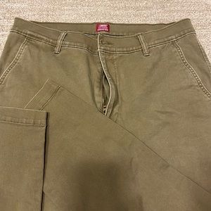 Levi’s XX Chino